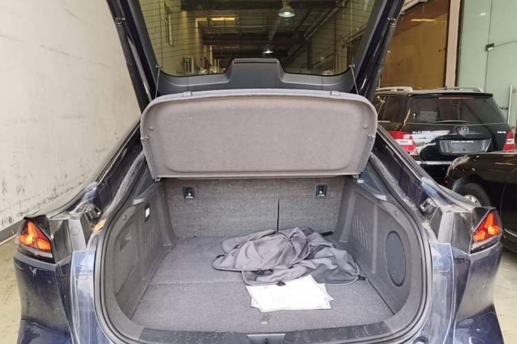 Used Deepal SL03 2022 1.5L 1200 Extended-Range Version Trunk