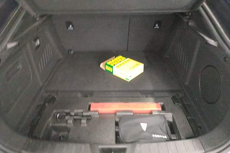 Used Deepal SL03 2022 1.5L 1200 Extended-Range Version Trunk
