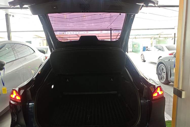 Used Deepal SL03 2022 1.5L 1200 Extended-Range Version Trunk