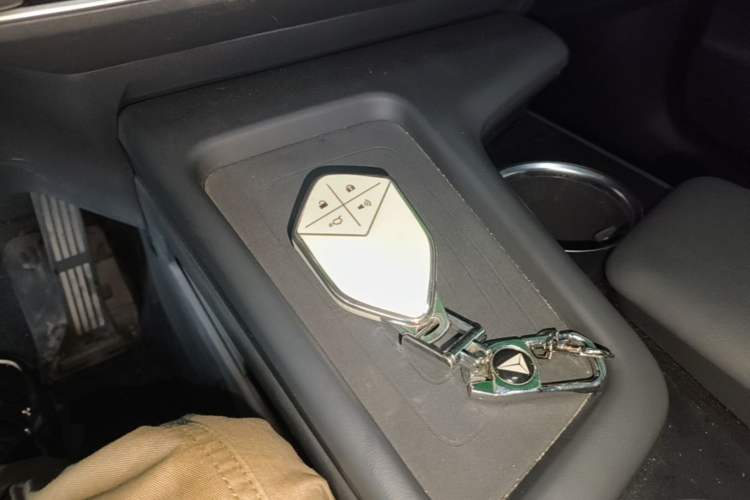 Used Deepal SL03 2022 515 Pure Electric Version Vehicle Key