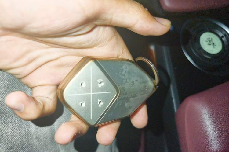 Used Deepal SL03 2022 1.5L 1200 Extended-Range Version Vehicle Key