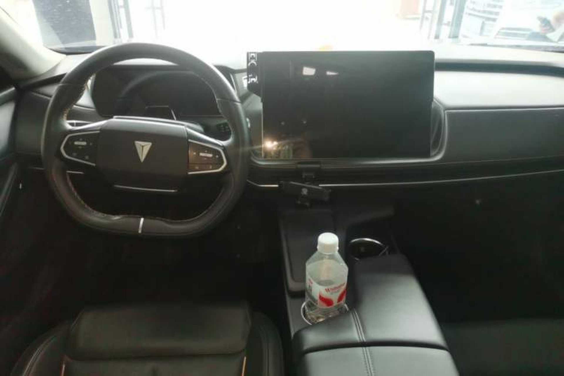 Used Deepal SL03 2022 1.5L 1200 Extended-Range Version Center Console