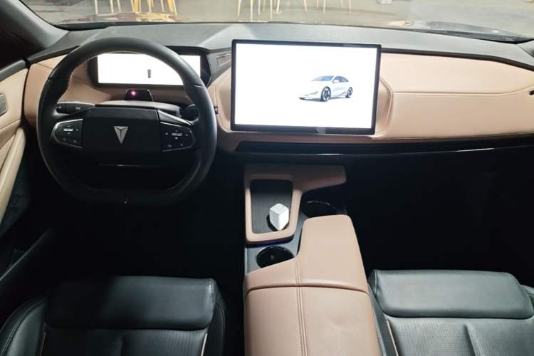 Used Deepal SL03 2022 1.5L 1200 Extended-Range Version Center Console