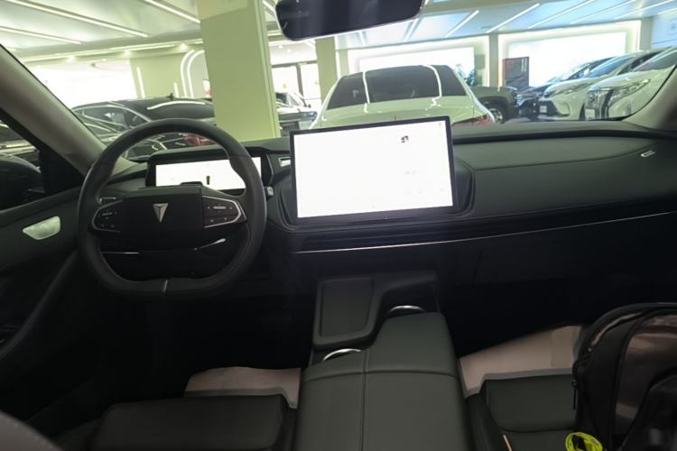 Used Deepal SL03 2022 1.5L 1200 Extended-Range Version Center Console
