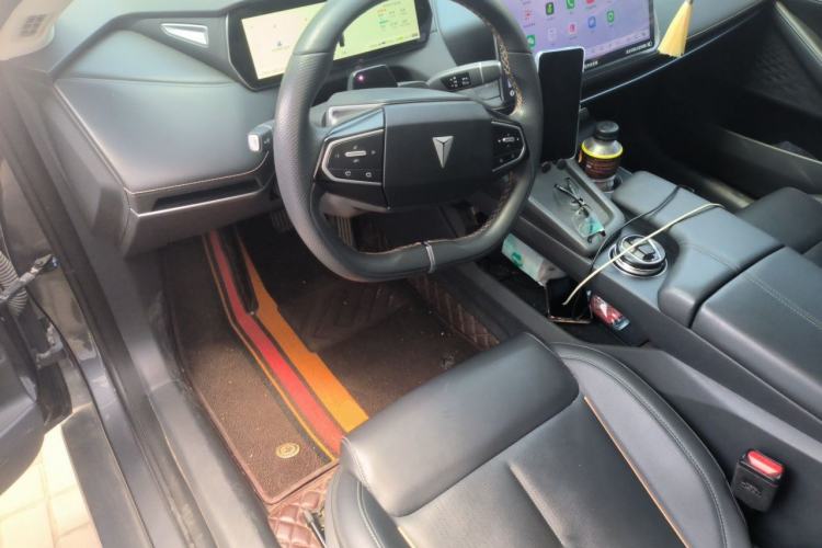 Used Deepal SL03 2022 1.5L 1200 Extended-Range Version Center Console