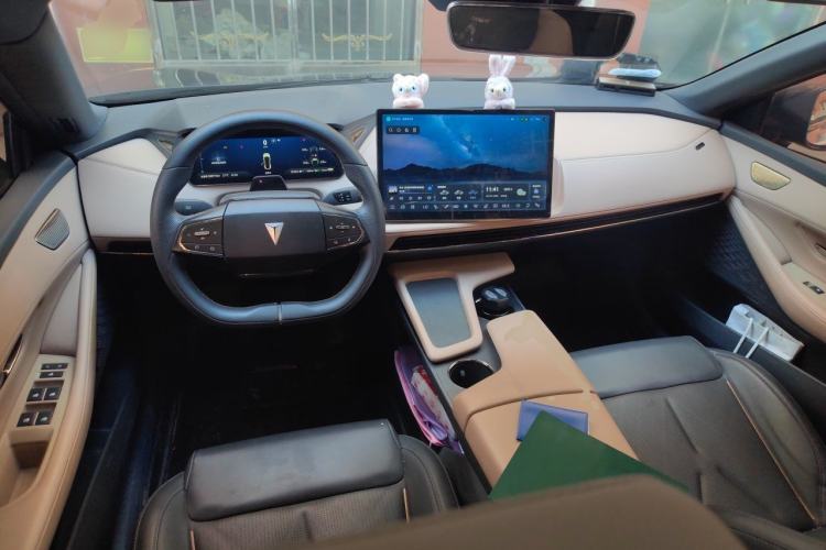 Used Deepal SL03 2022 1.5L 1200 Extended-Range Version Center Console