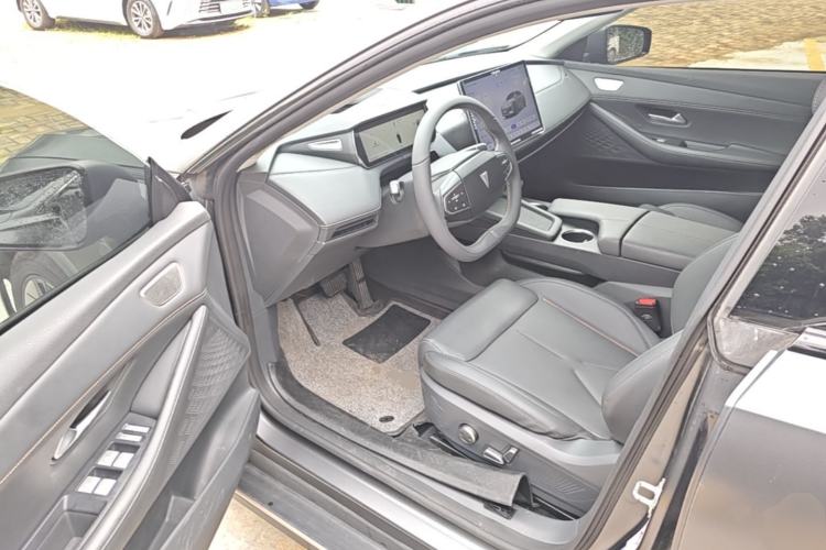 Used Deepal SL03 2022 1.5L 1200 Extended-Range Version Driver Seat