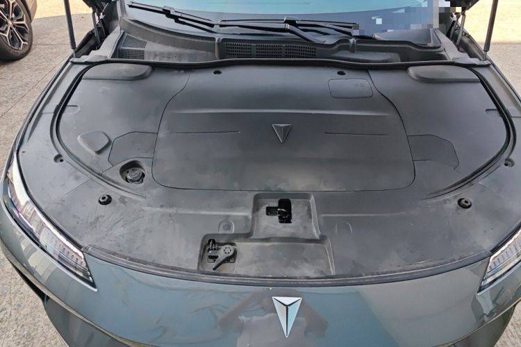 Used Deepal SL03 2022 1.5L 1200 Extended-Range Version Engine Bay