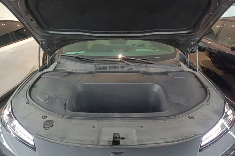 Used Deepal SL03 2022 515 Pure Electric Version Engine Bay