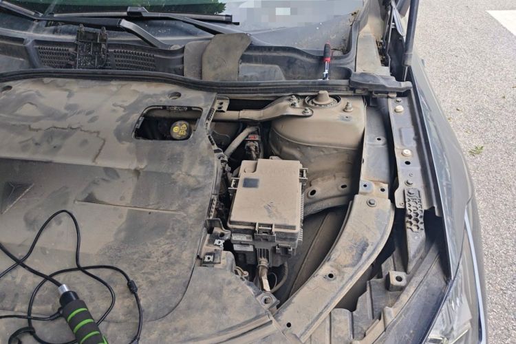 Used Deepal SL03 2022 1.5L 1200 Extended-Range Version Engine Bay Left