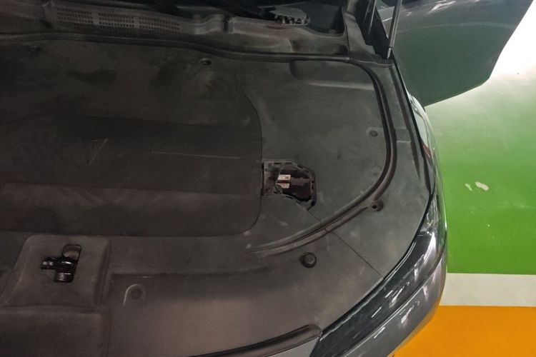 Used Deepal SL03 2022 1.5L 1200 Extended-Range Version Engine Bay Left