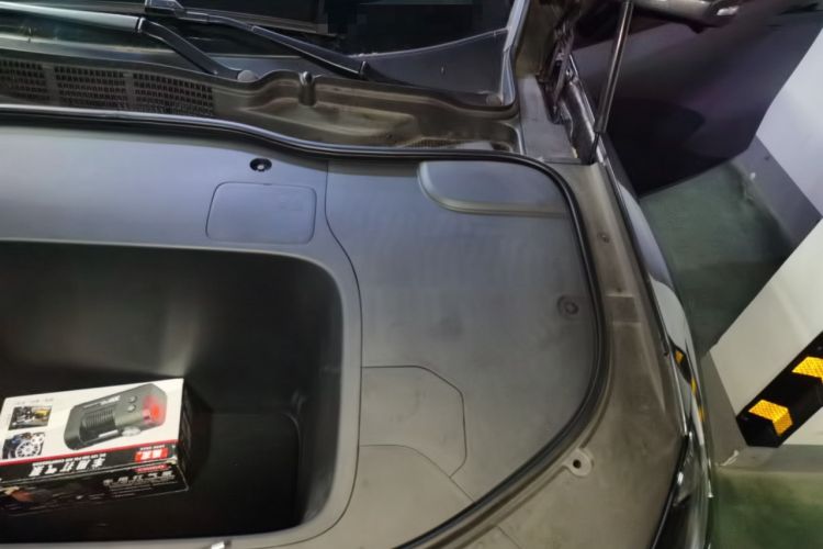 Used Deepal SL03 2022 515 Pure Electric Version Engine Bay Left
