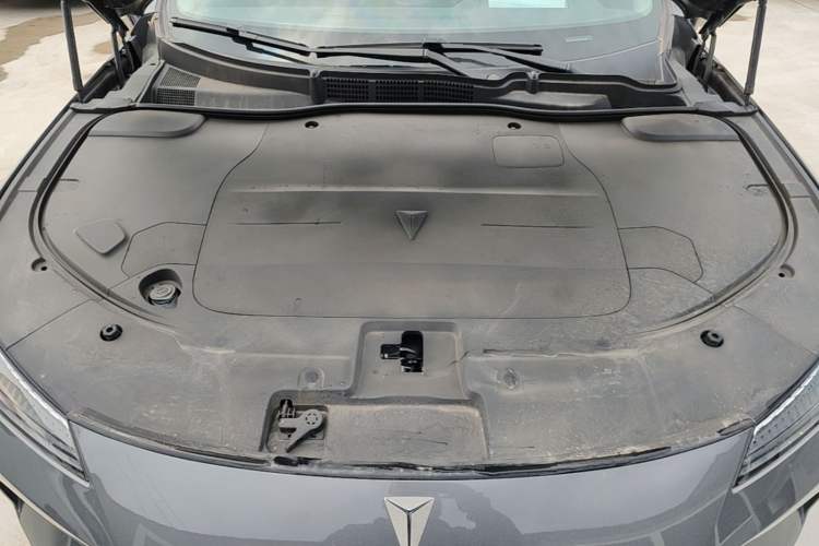 Used Deepal SL03 2022 1.5L 1200 Extended-Range Version Engine Bay