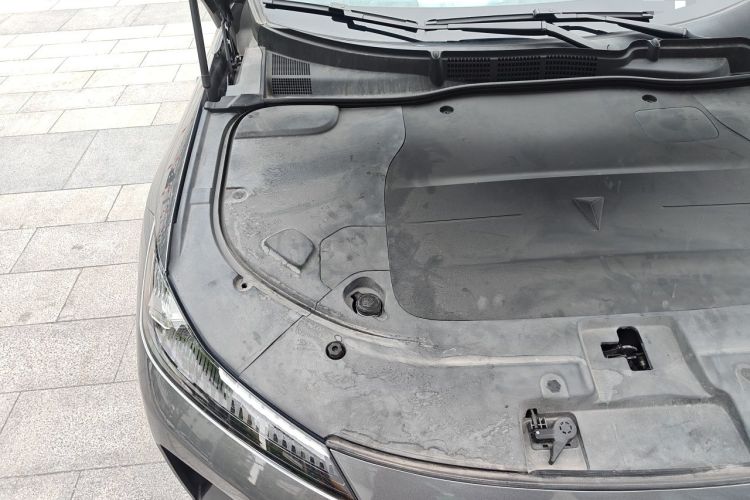 Used Deepal SL03 2022 1.5L 1200 Extended-Range Version Engine Bay Right