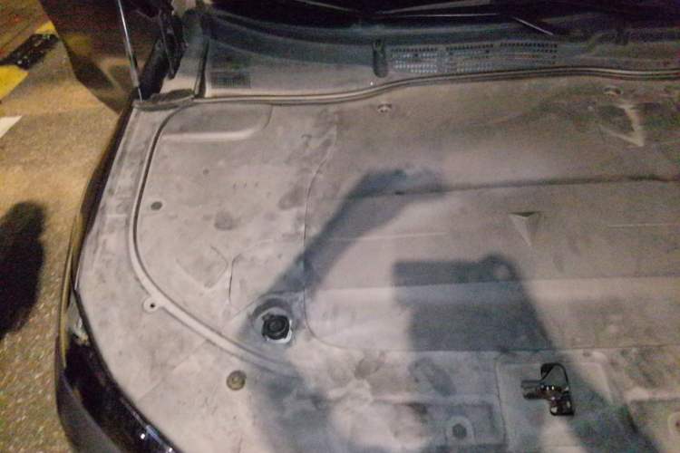 Used Deepal SL03 2022 1.5L 1200 Extended-Range Version Engine Bay Right