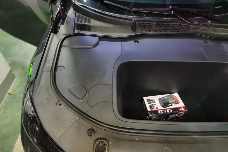 Used Deepal SL03 2022 515 Pure Electric Version Engine Bay Right