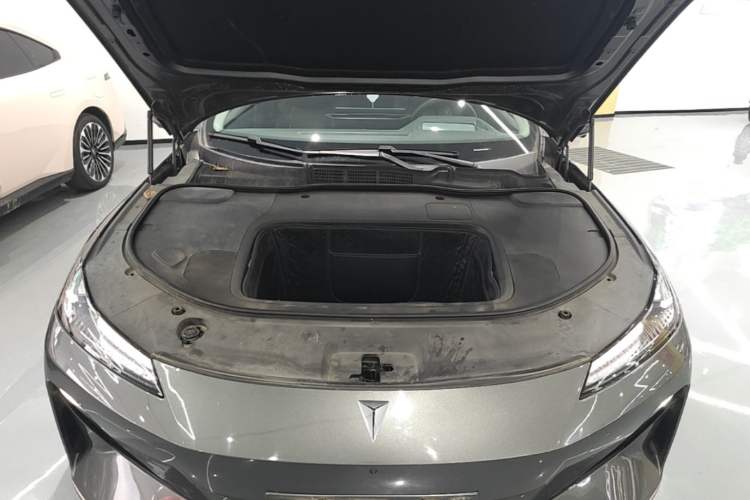 Used Deepal SL03 2022 515 Pure Electric Version Engine Bay