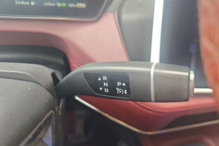 Used Deepal SL03 2022 1.5L 1200 Extended-Range Version Gear Lever
