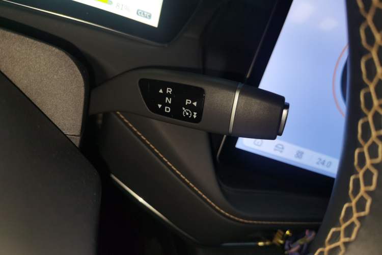 Used Deepal SL03 2022 515 Pure Electric Version Gear Lever