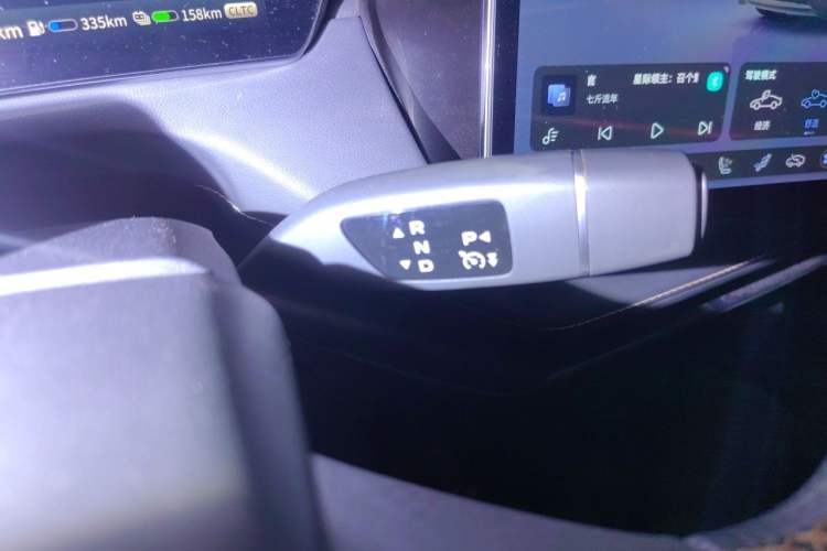 Used Deepal SL03 2022 1.5L 1200 Extended-Range Version Gear Lever