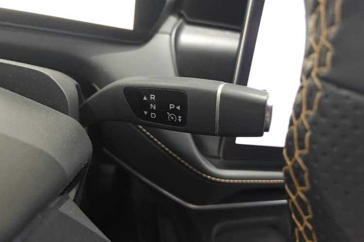 Used Deepal SL03 2022 515 Pure Electric Version Gear Lever