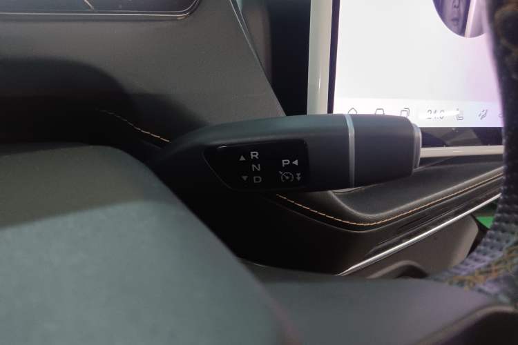 Used Deepal SL03 2022 1.5L 1200 Extended-Range Version Gear Lever