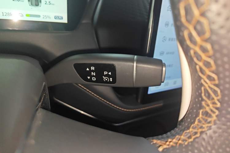 Used Deepal SL03 2022 515 Pure Electric Version Gear Lever
