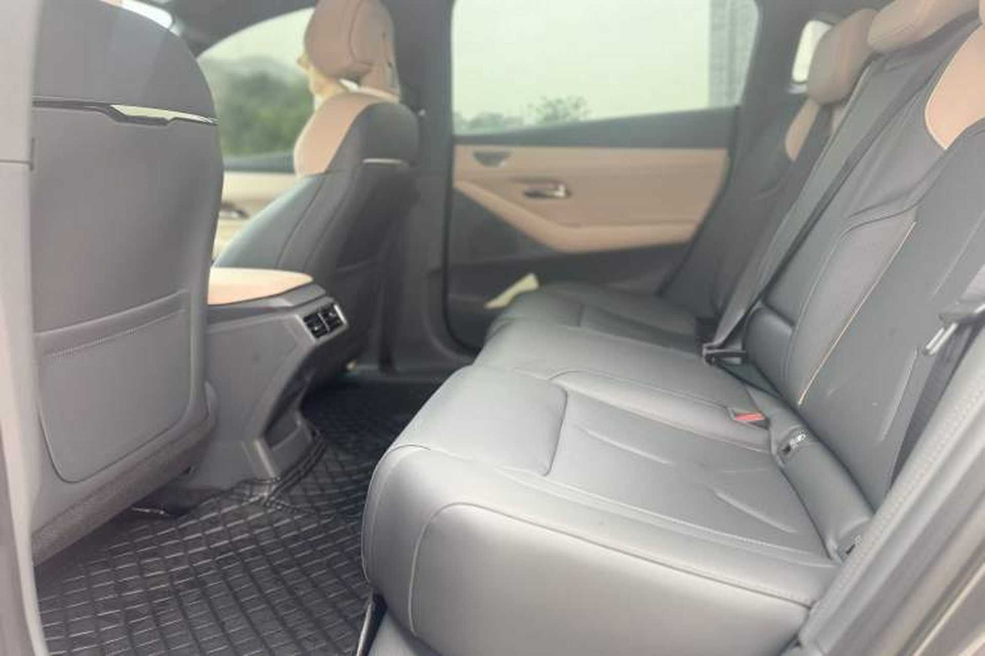 Used Deepal SL03 2022 1.5L 1200 Extended-Range Version Interior 3