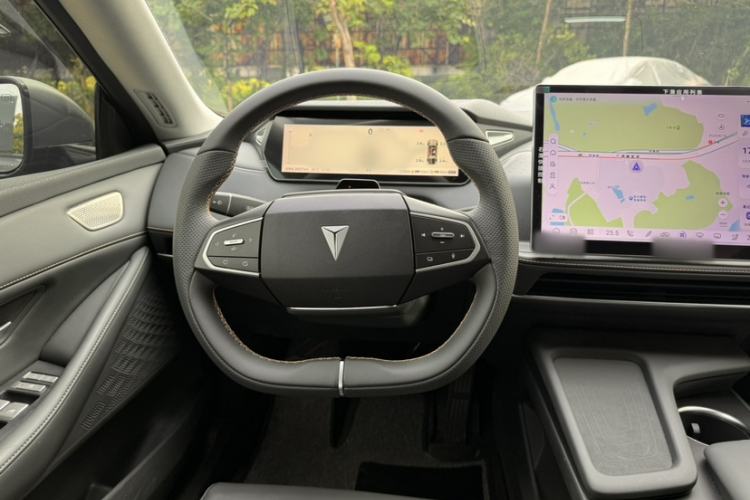 Used Deepal SL03 2022 1.5L 1200 Extended-Range Version Interior 3