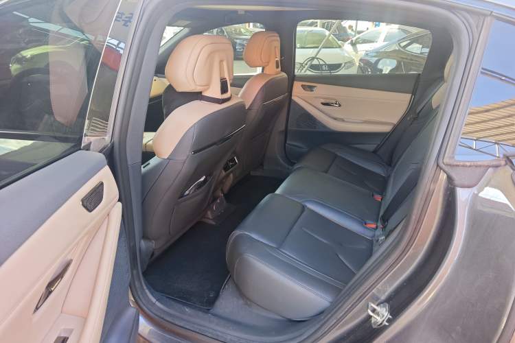 Used Deepal SL03 2022 1.5L 1200 Extended-Range Version Interior 4