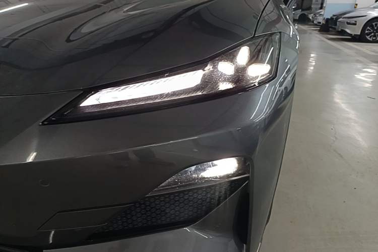 Used Deepal SL03 2022 515 Pure Electric Version Left Front Headlight