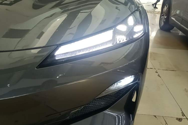 Used Deepal SL03 2022 1.5L 1200 Extended-Range Version Left Front Headlight