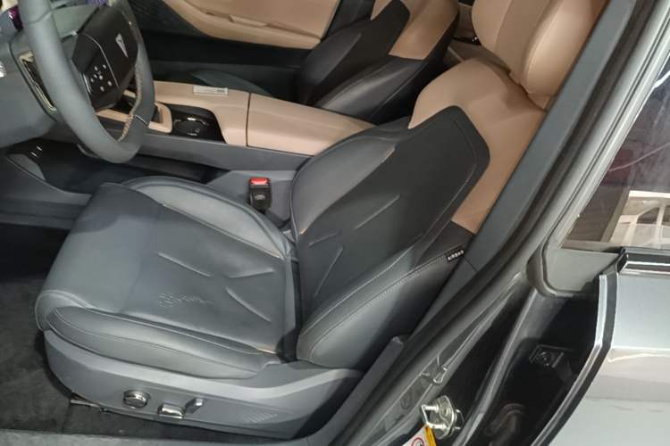 Used Deepal SL03 2022 1.5L 1200 Extended-Range Version Left Front Seat
