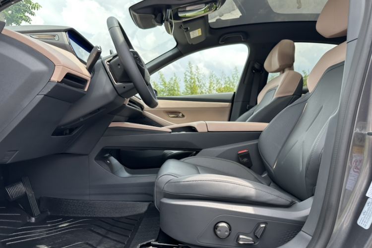 Used Deepal SL03 2022 1.5L 1200 Extended-Range Version Left Front Seat