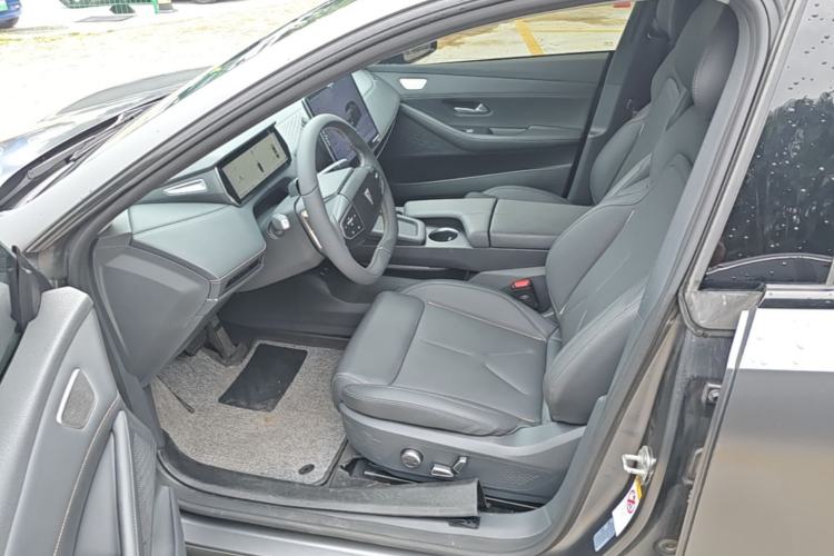 Used Deepal SL03 2022 1.5L 1200 Extended-Range Version Left Front Seat