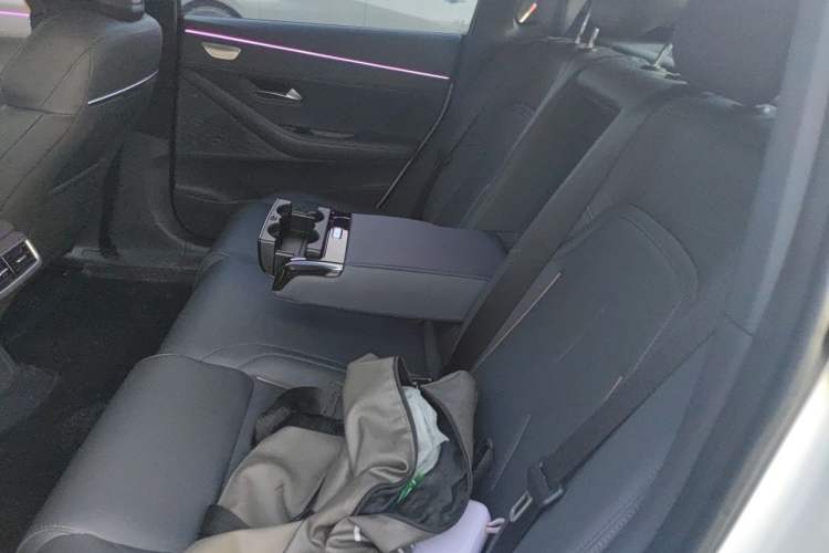 Used Deepal SL03 2022 1.5L 1200 Extended-Range Version Left Rear Seat