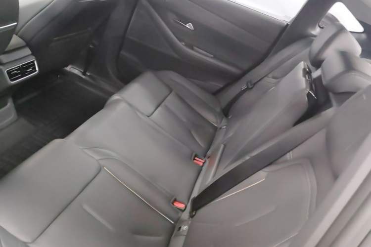 Used Deepal SL03 2022 515 Pure Electric Version Left Rear Seat