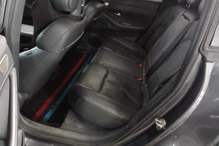 Used Deepal SL03 2022 1.5L 1200 Extended-Range Version Left Rear Seat