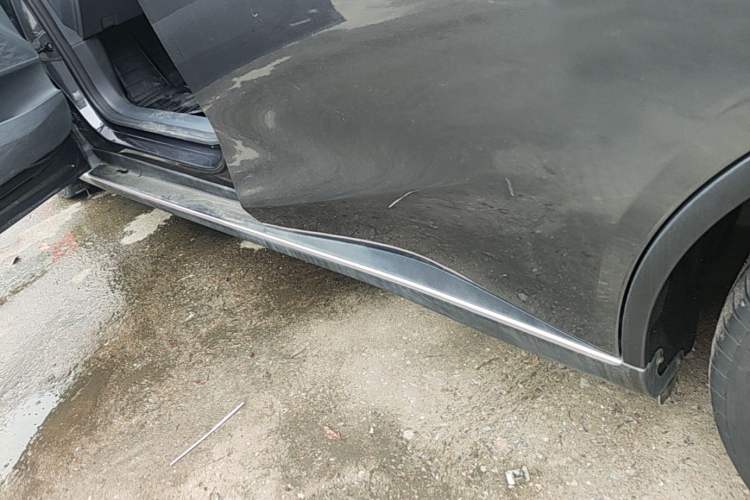 Used Deepal SL03 2022 515 Pure Electric Version Left Side Sill