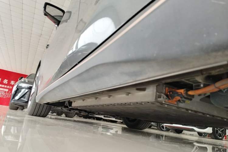 Used Deepal SL03 2022 1.5L 1200 Extended-Range Version Left Side Sill