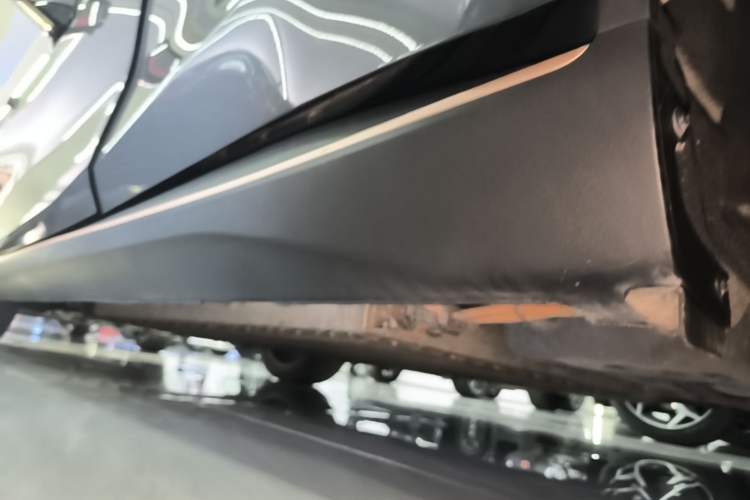 Used Deepal SL03 2022 1.5L 1200 Extended-Range Version Left Side Sill