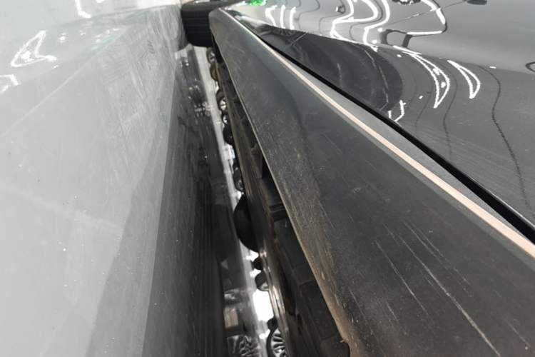 Used Deepal SL03 2022 515 Pure Electric Version Left Side Sill
