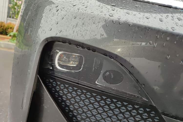 Used Deepal SL03 2022 515 Pure Electric Version Right Front Headlight