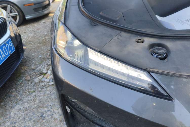 Used Deepal SL03 2022 515 Pure Electric Version Right Front Headlight