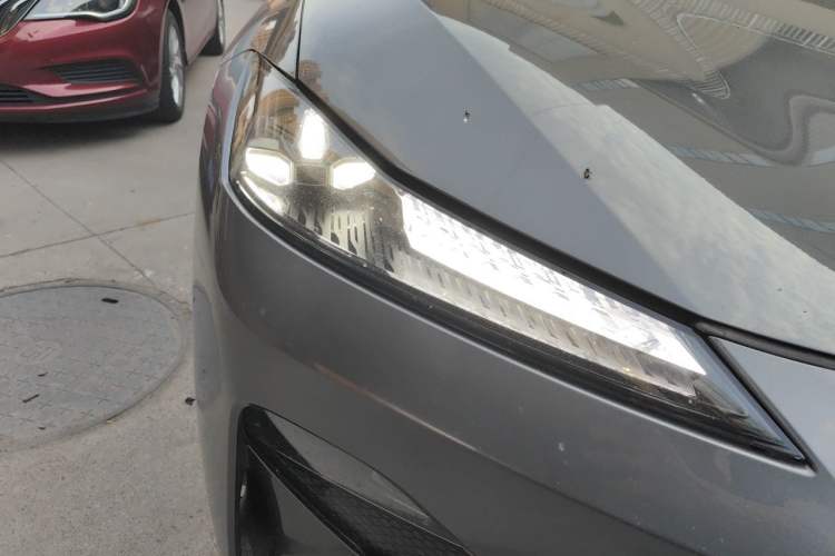 Used Deepal SL03 2022 1.5L 1200 Extended-Range Version Right Front Headlight