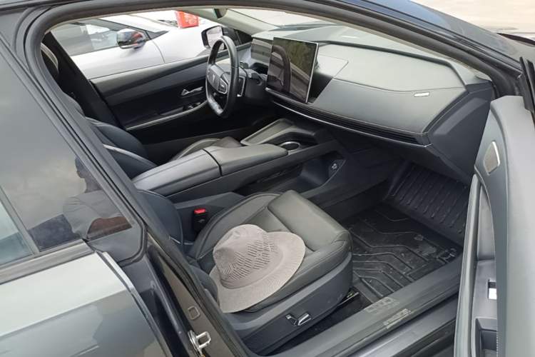 Used Deepal SL03 2022 515 Pure Electric Version Right Front Seat
