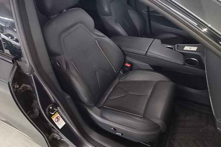Used Deepal SL03 2022 515 Pure Electric Version Right Front Seat