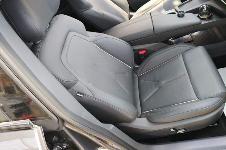 Used Deepal SL03 2022 1.5L 1200 Extended-Range Version Right Front Seat