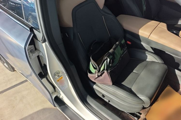 Used Deepal SL03 2022 515 Pure Electric Version Right Front Seat