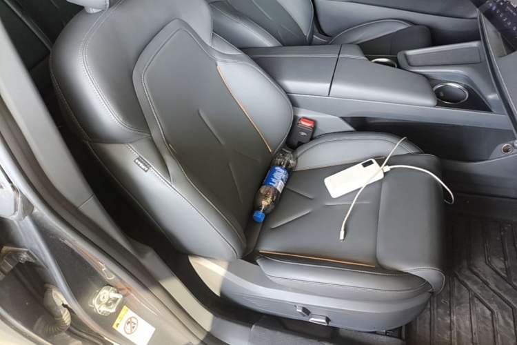 Used Deepal SL03 2022 515 Pure Electric Version Right Front Seat